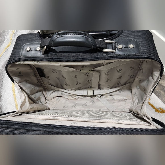 Swiss Gear Rolling Briefcase - Picture 5 of 12